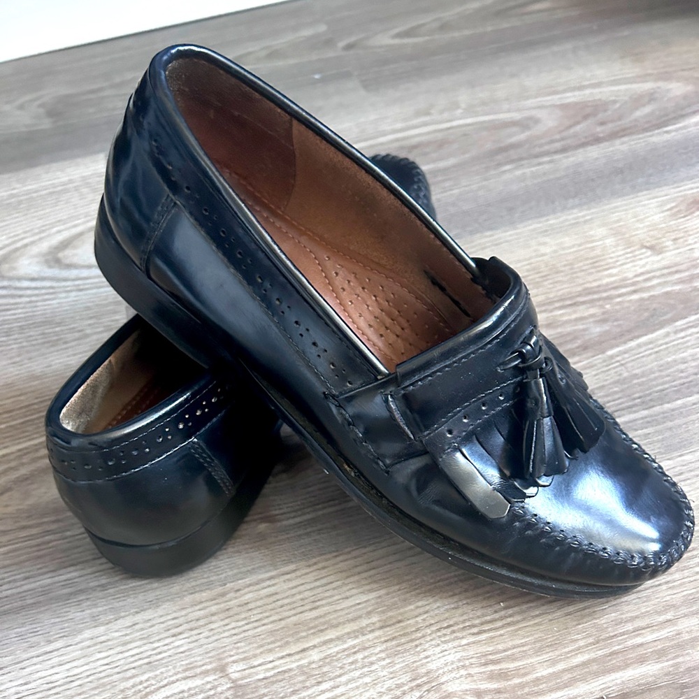 G.H. Bass Weejuns black Jeremy loafer